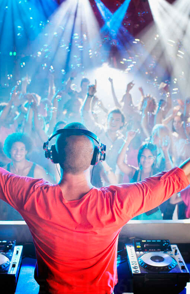 Confetti effect at a DJ performance